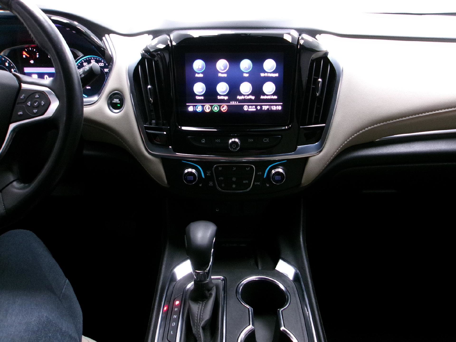 Certified 2022 Chevrolet Traverse LT w/ LT Premium Package image 12