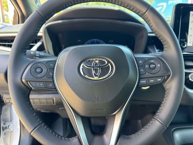 Used 2026 Toyota Corolla SE FWD image 27
