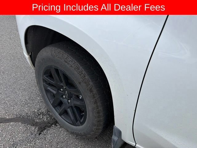 Used 2023 Chevrolet Silverado 1500 Custom AWD/4WD image 24