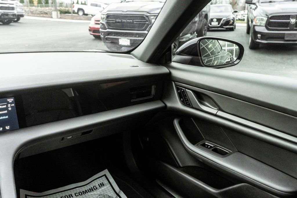 Used 2021 Porsche Taycan 4S image 15