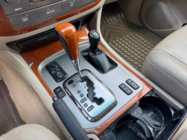 Used 2006 Lexus LX 470 4WD image 22