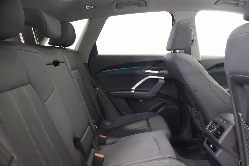 New 2025 Audi Q5 Premium w/ Convenience Package image 24