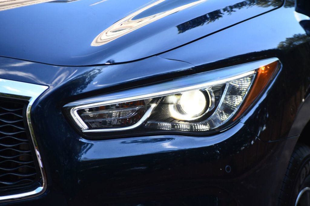 Used 2018 INFINITI QX60 Luxe w/ Premium Plus Package image 4
