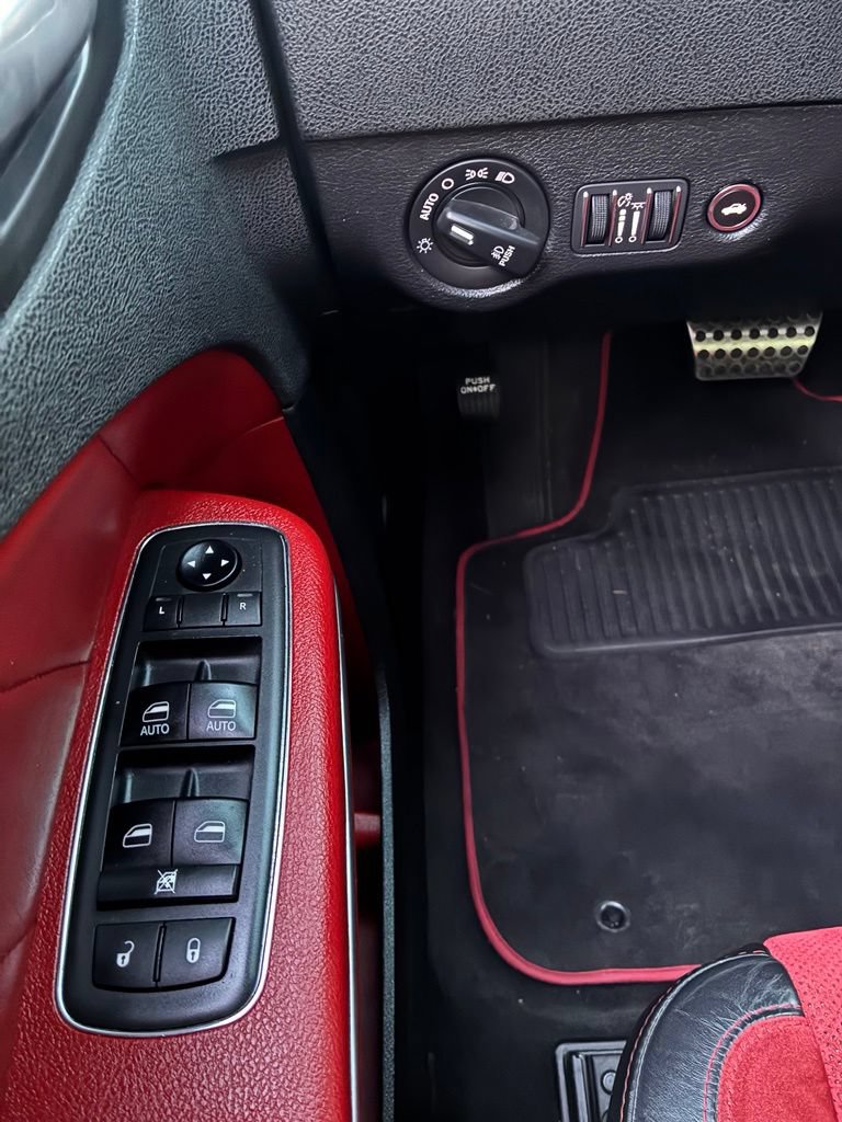 Used 2018 Dodge Charger R/T Scat Pack RWD image 31