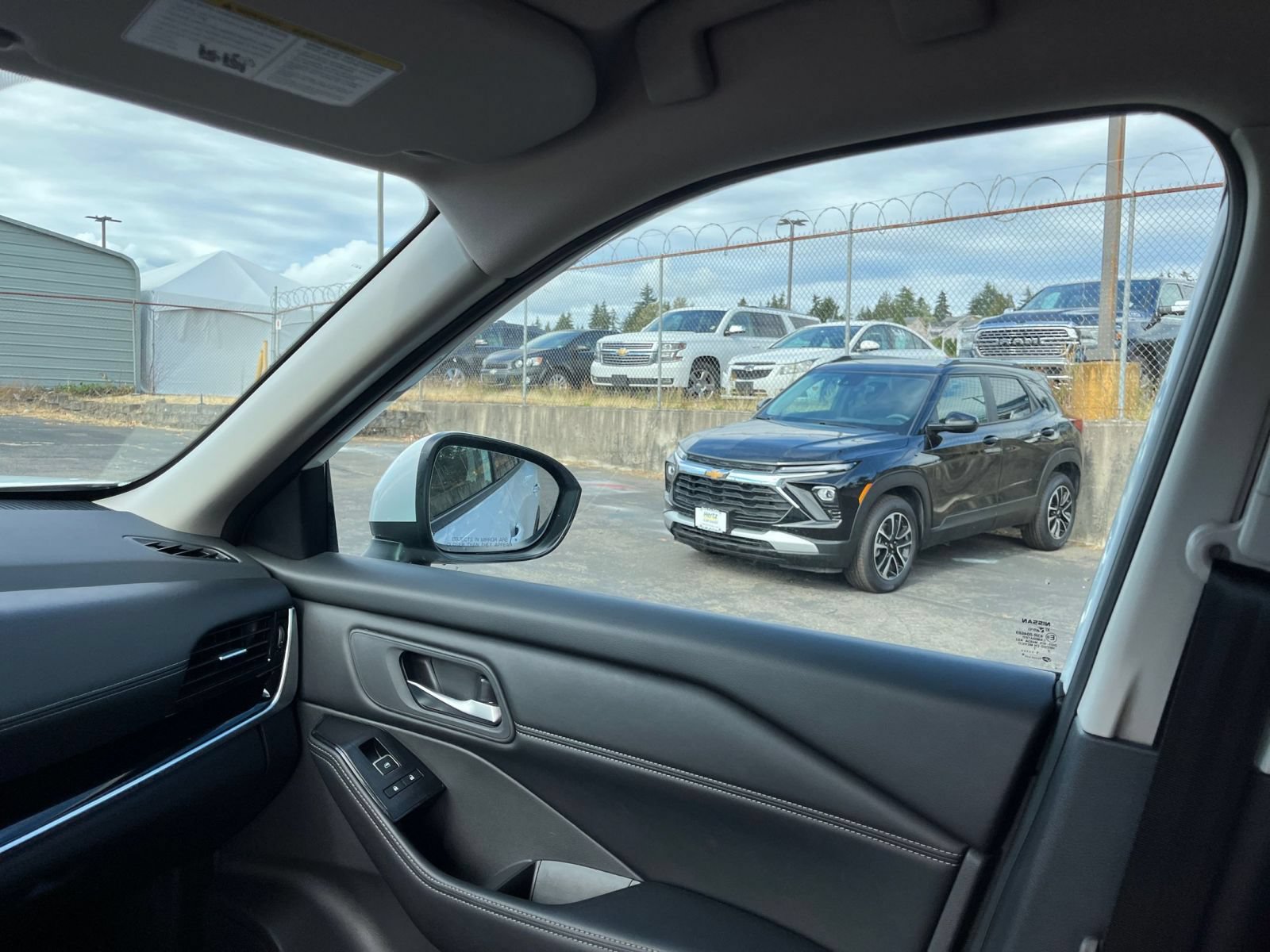 Used 2026 Nissan Rogue SL AWD/4WD image 38
