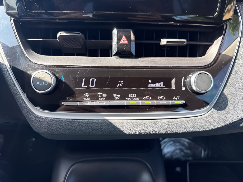 Used 2026 Toyota Corolla LE FWD image 20