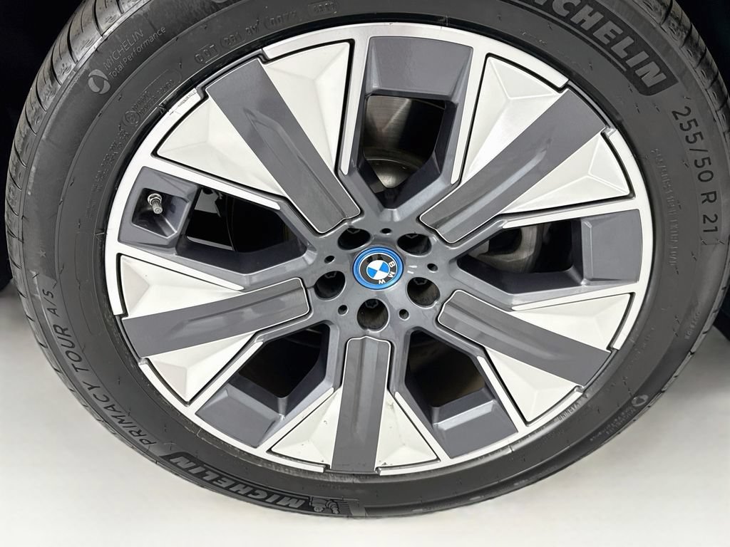 Certified 2024 BMW iX xDrive50 w/ Convenience Package AWD/4WD image 31
