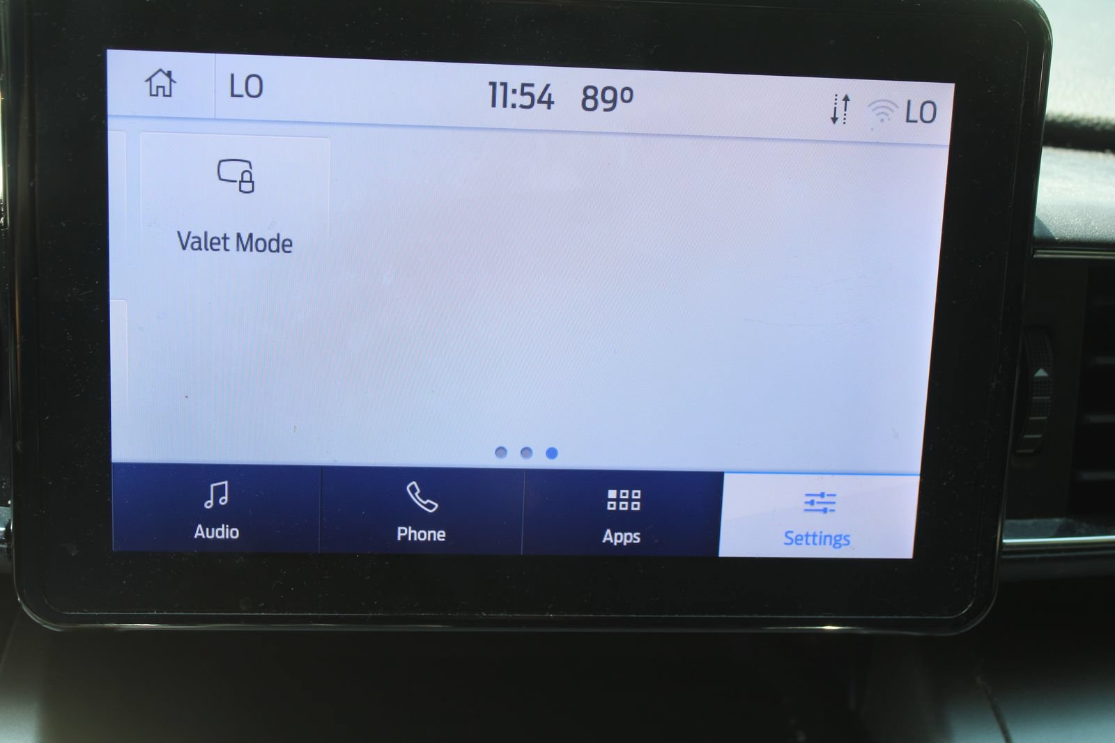 Used 2022 Ford Explorer XLT w/ Equipment Group 202A AWD/4WD image 50
