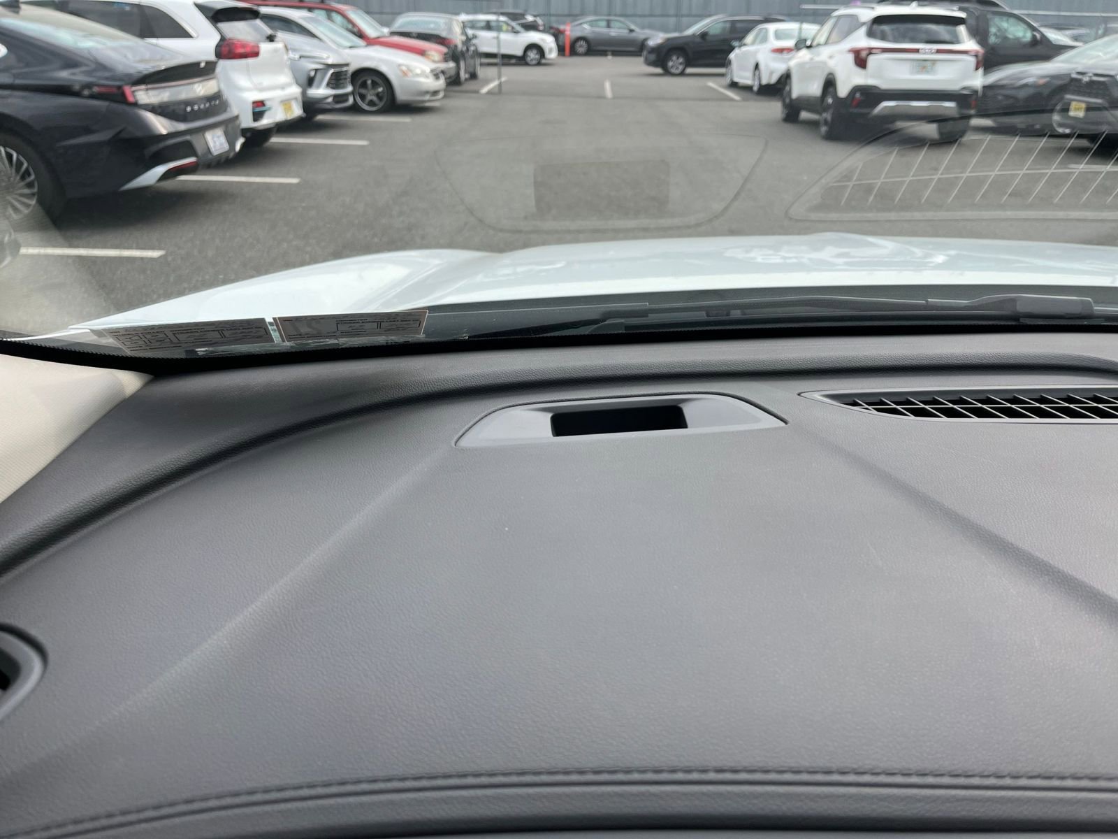 Used 2025 Buick Encore GX Preferred image 33