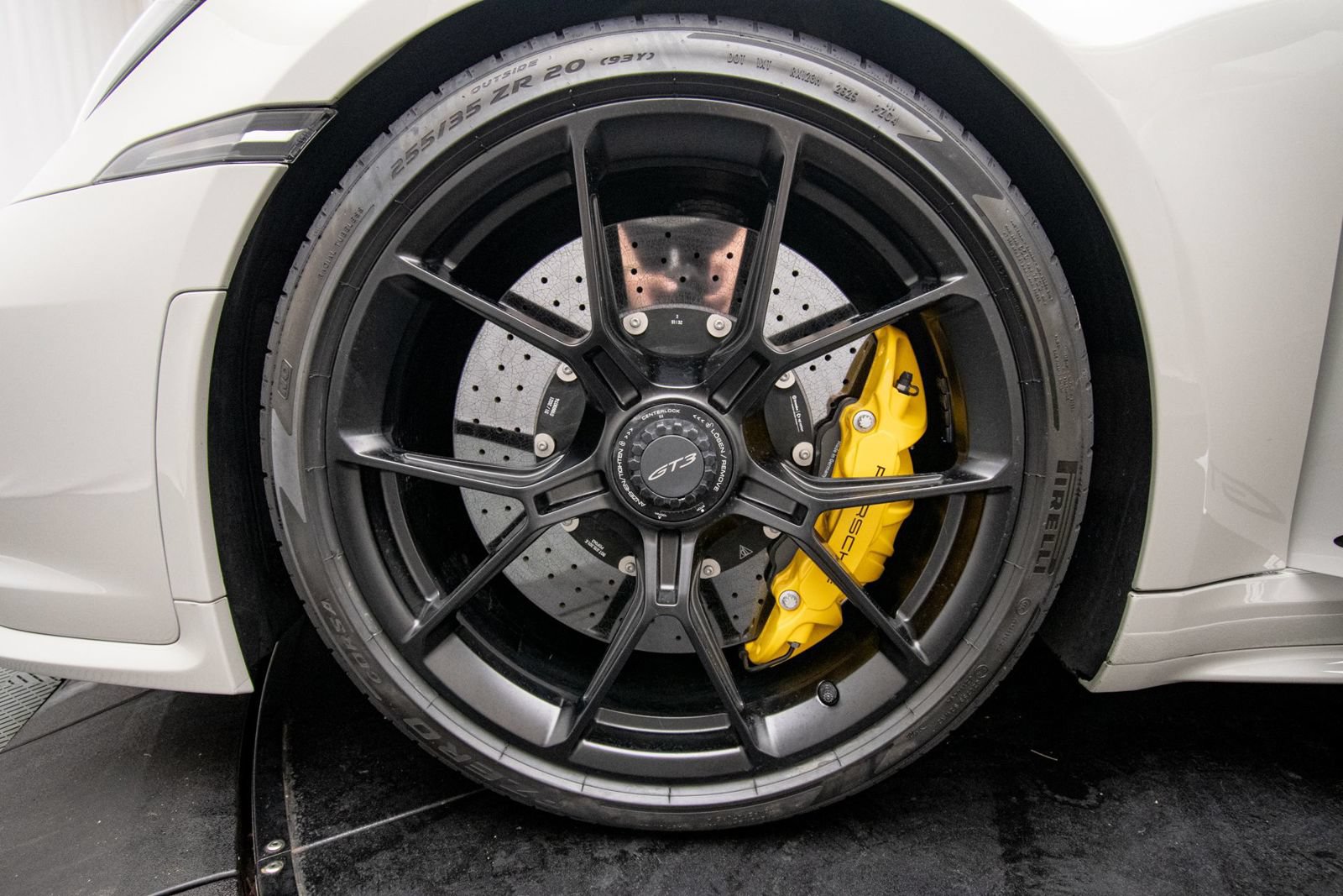 Used 2022 Porsche 911 GT3 RWD image 36
