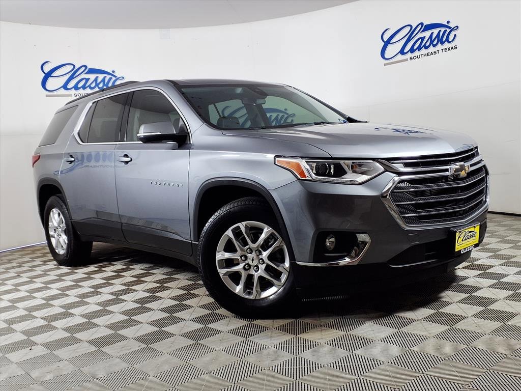 Used 2021 Chevrolet Traverse LT