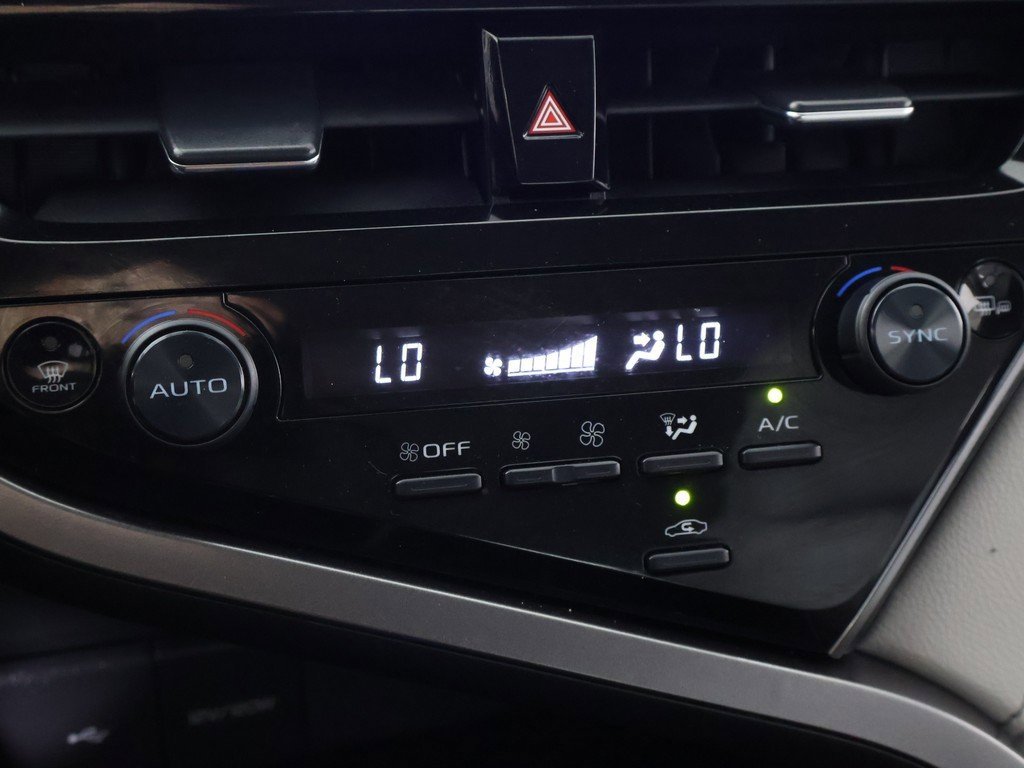 Used 2023 Toyota Camry SE image 42