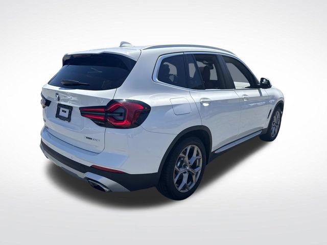 Used 2024 BMW X3 xDrive30i w/ Premium Package w/ZPA AWD/4WD image 9