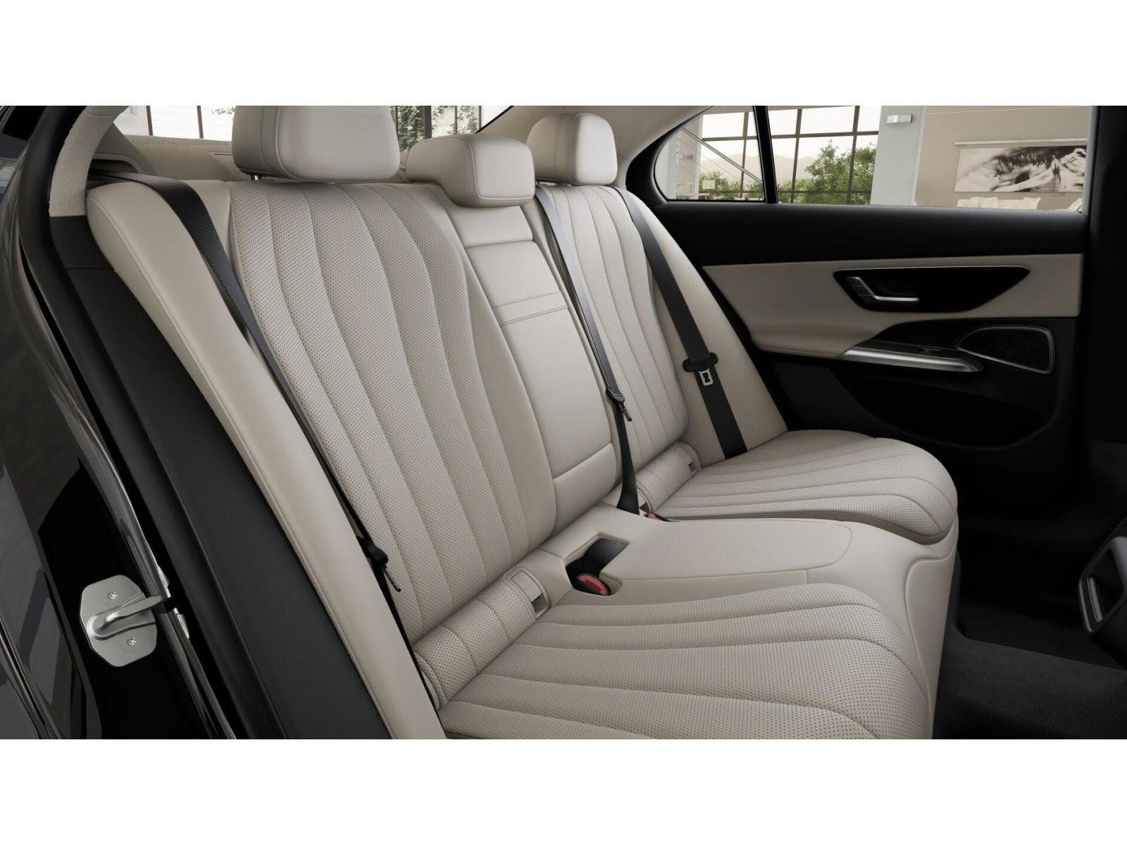 New 2026 Mercedes-Benz E 350 4MATIC Sedan image 5