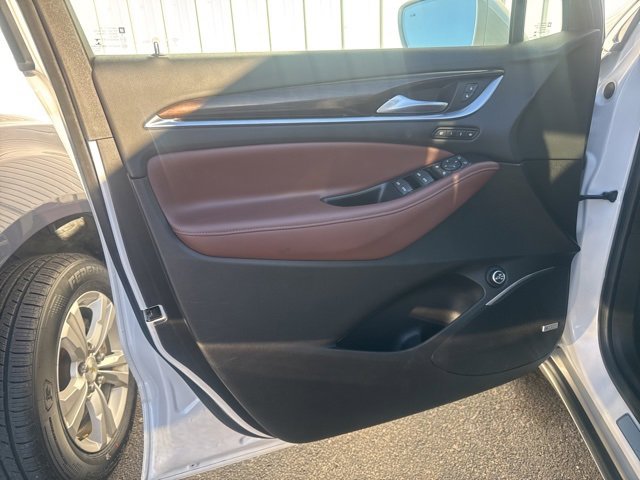 Used 2018 Buick Enclave Avenir w/ Avenir Technology Package image 8