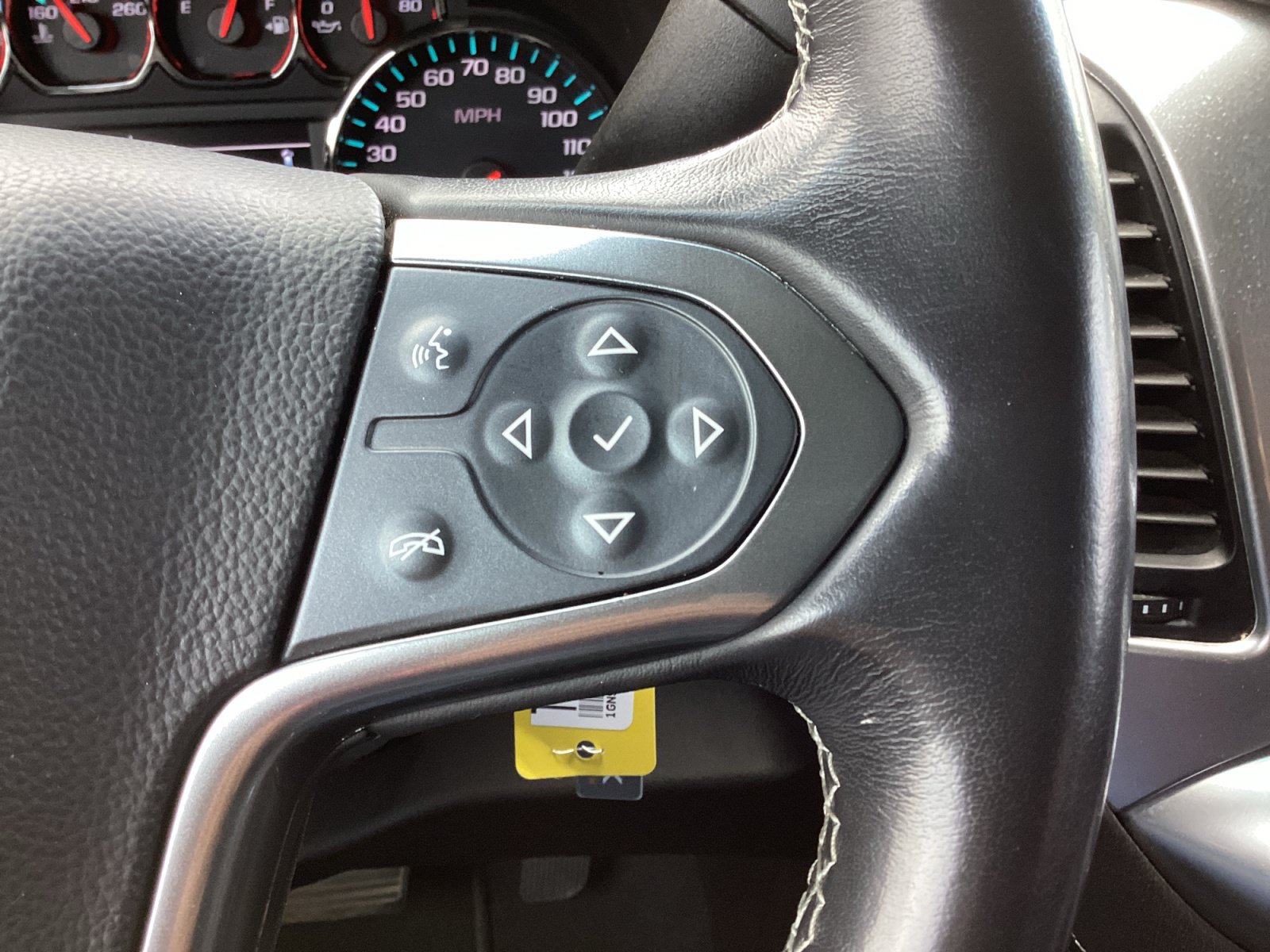 Used 2020 Chevrolet Tahoe LS RWD image 6