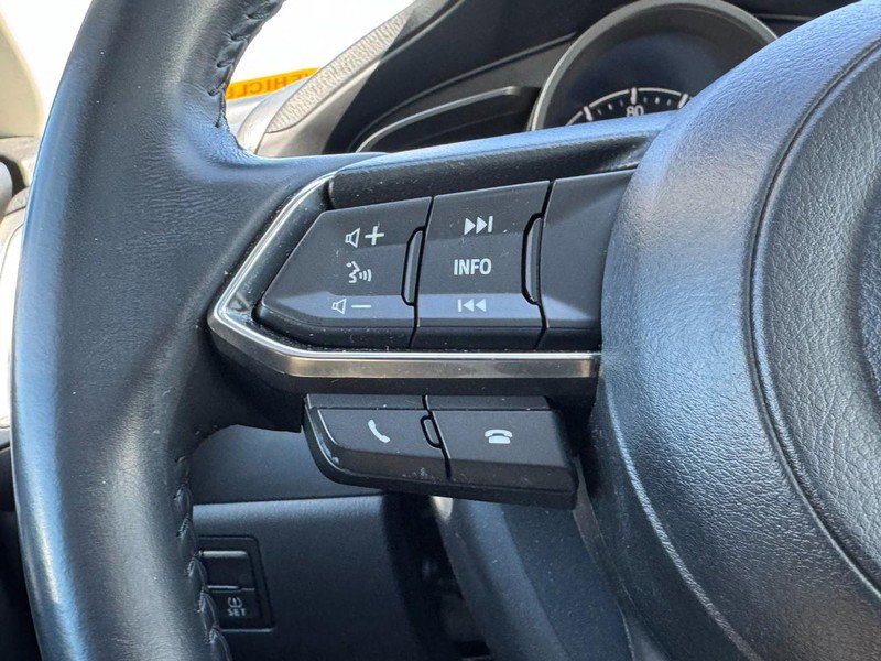 Used 2018 MAZDA MAZDA3 Touring image 17