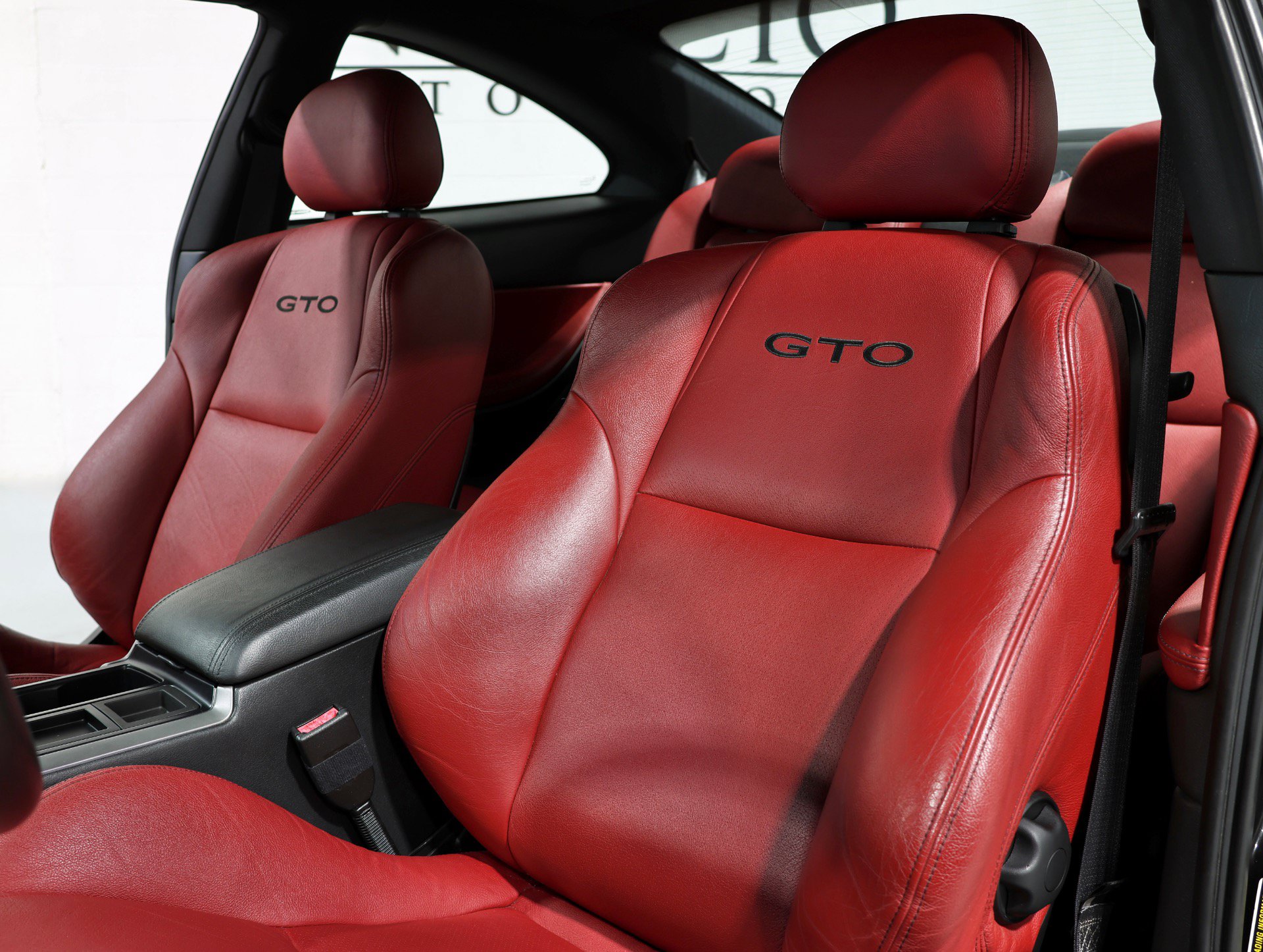 Used 2004 Pontiac GTO RWD image 9