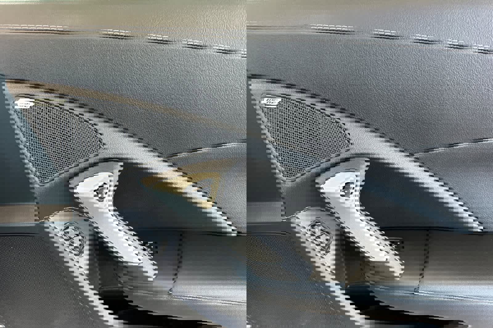 Used 2018 Chevrolet Corvette Stingray Coupe w/ 1LT image 14