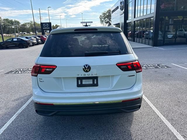 Used 2022 Volkswagen Tiguan SE AWD/4WD image 6