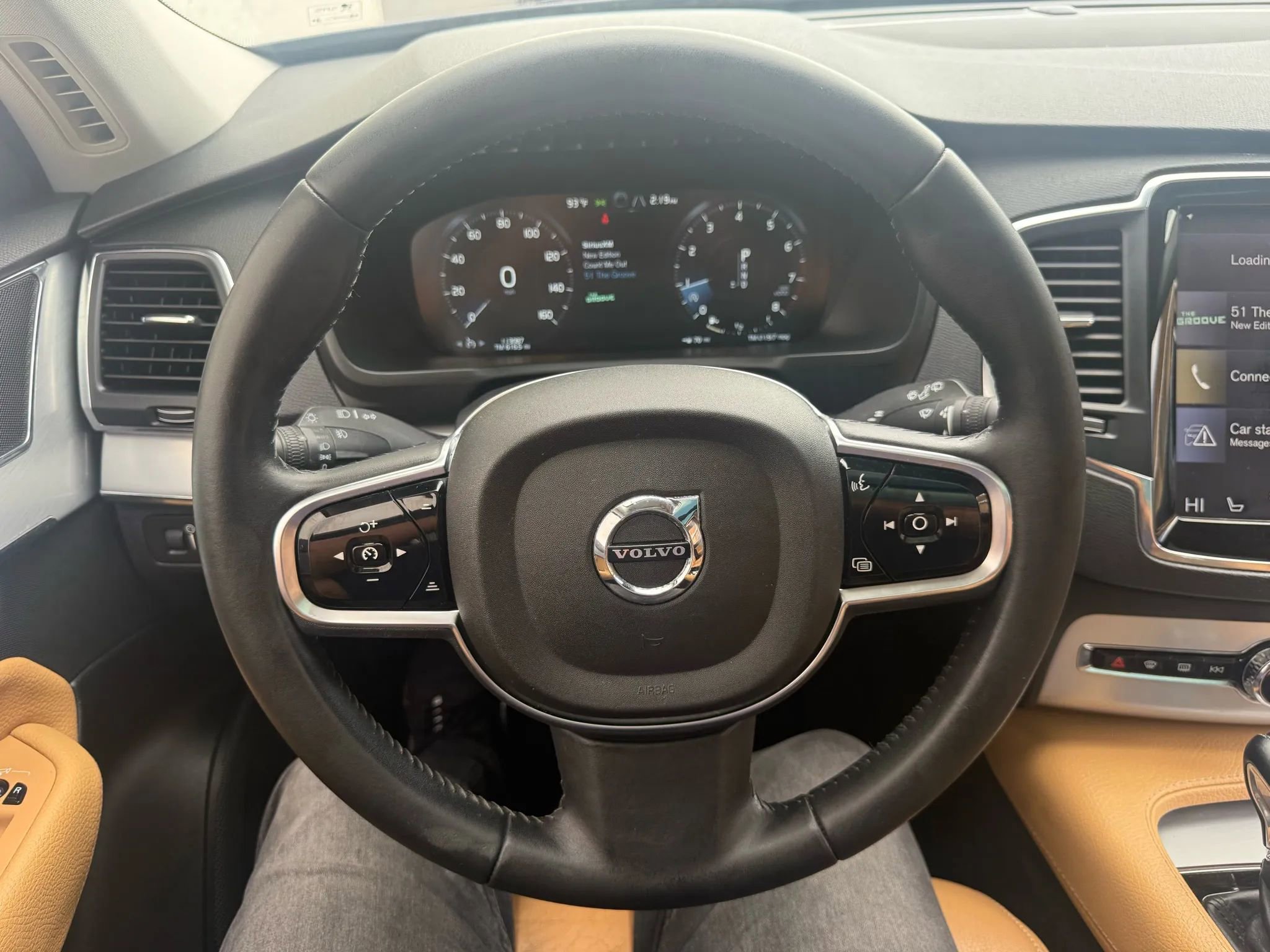Used 2016 Volvo XC90 T6 Momentum AWD/4WD image 12