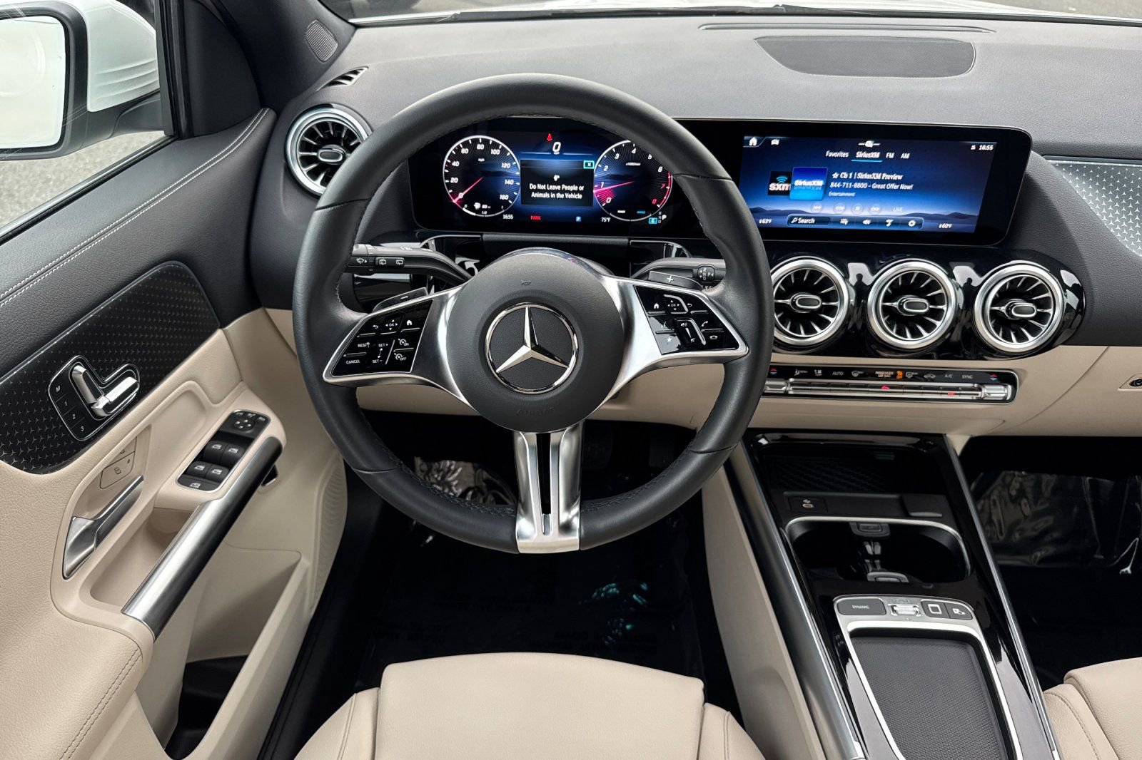 Certified 2025 Mercedes-Benz GLA 250 image 16