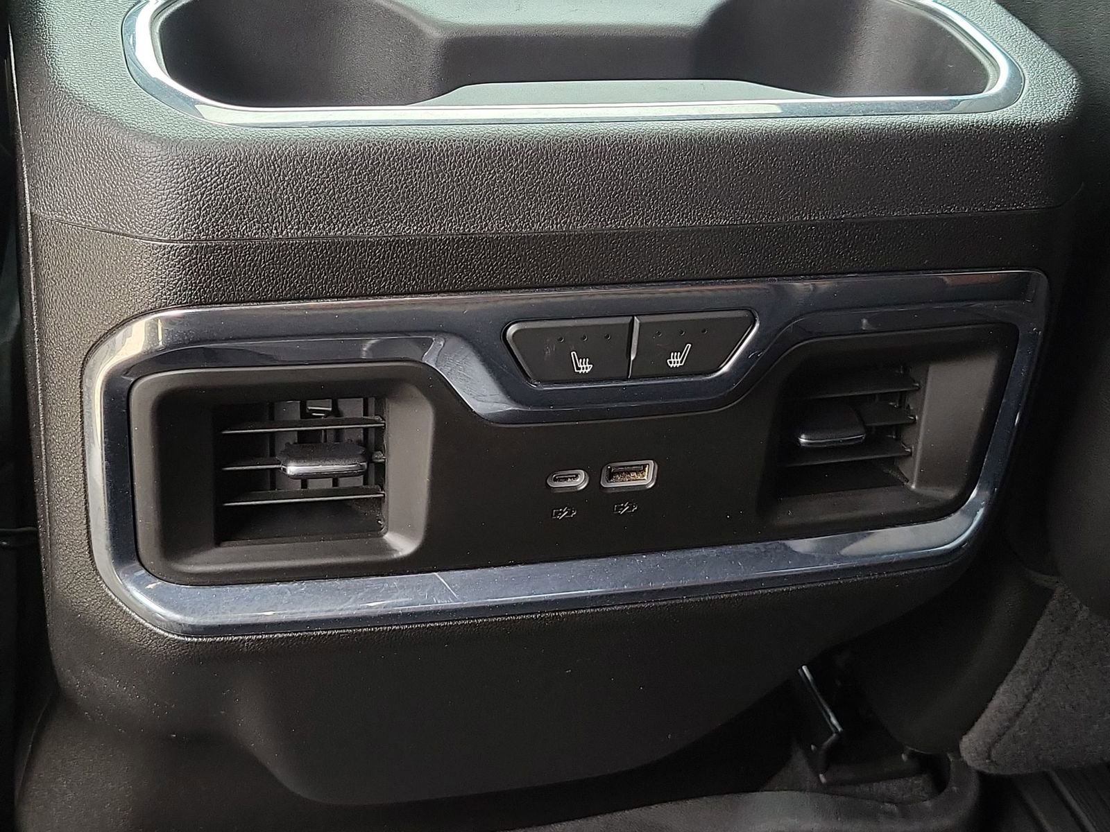 Certified 2024 GMC Sierra 3500 Denali Ultimate image 22