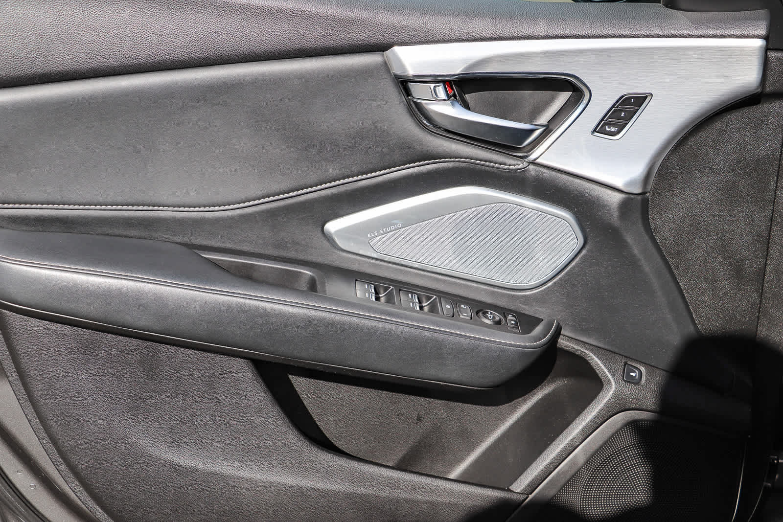 Used 2022 Acura RDX w/ Technology Package FWD image 18