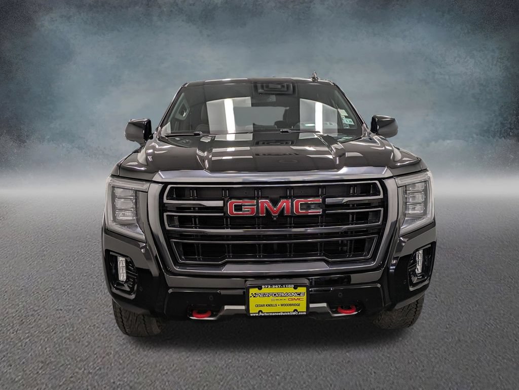 Used 2024 GMC Yukon AT4 w/ Technology Package AWD/4WD image 2