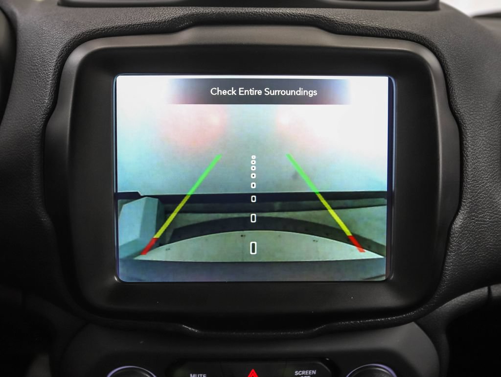 Used 2021 Jeep Renegade Latitude AWD/4WD image 18