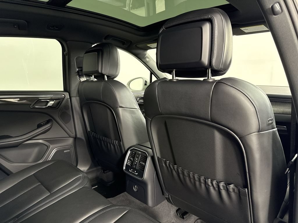New 2025 Porsche Macan S AWD/4WD image 25