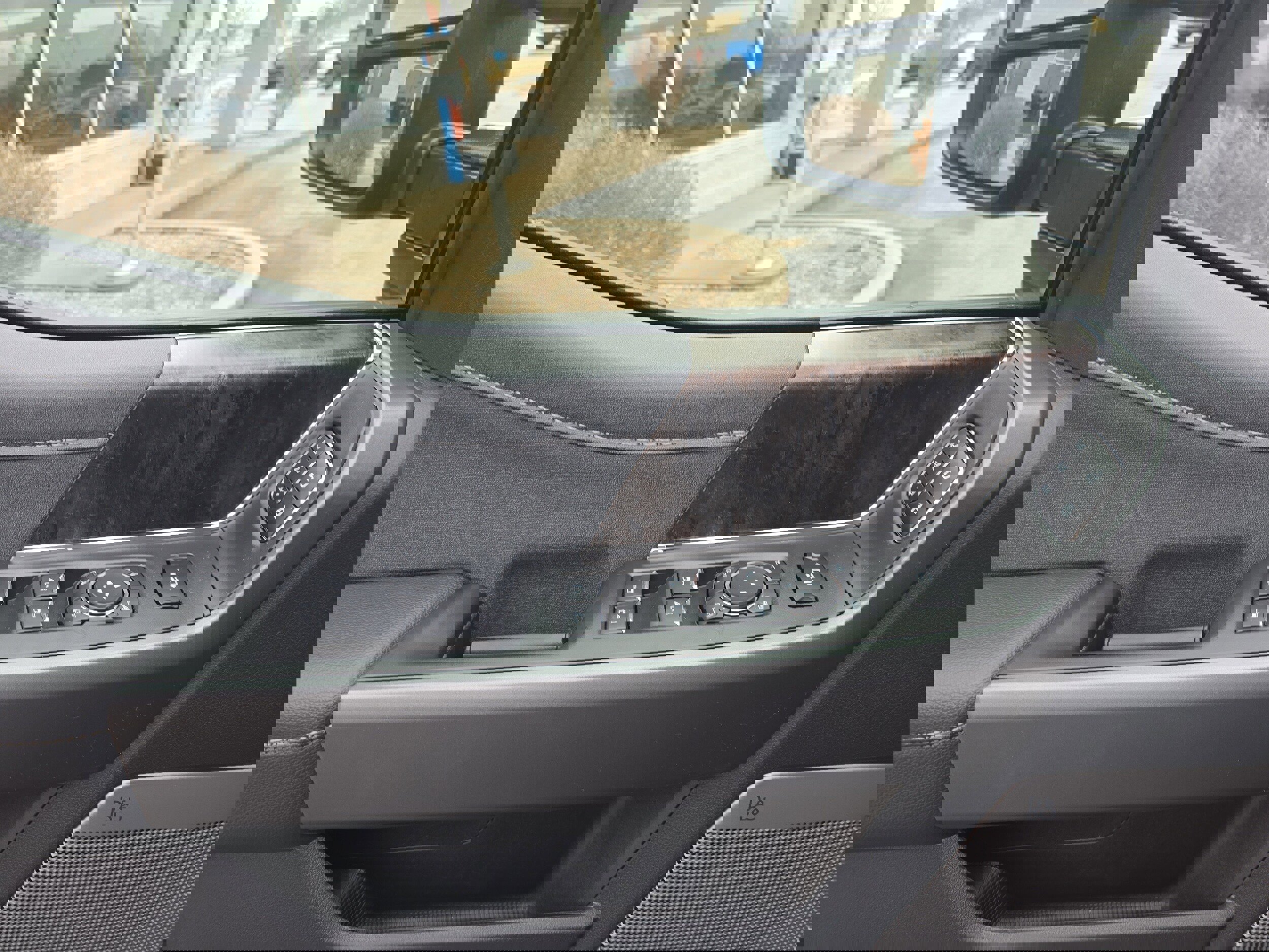 New 2026 Ford F350 Lariat w/ Lariat Premium Package image 28