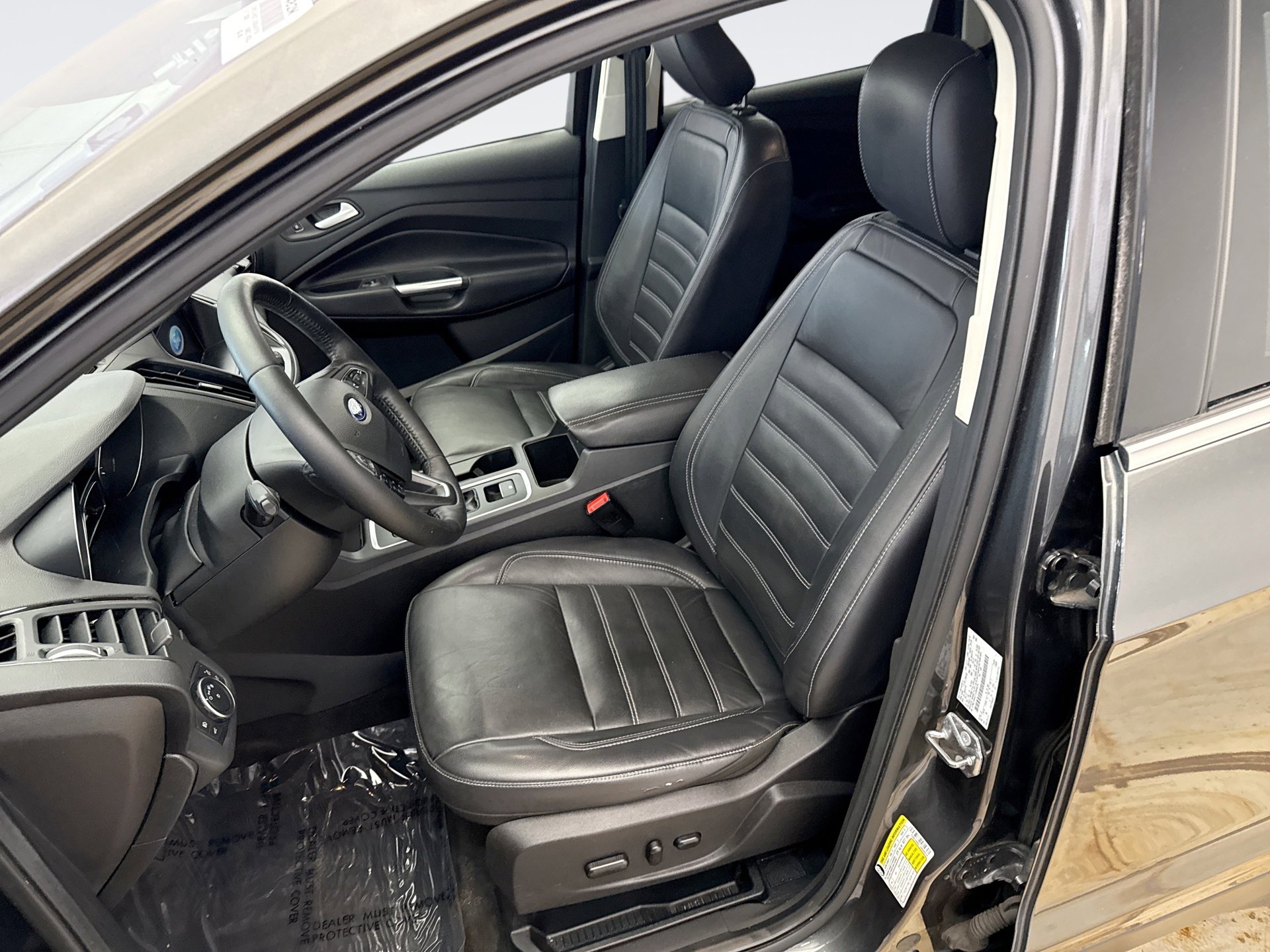 Used 2018 Ford Escape SEL w/ Ford Safe & Smart Package AWD/4WD image 11