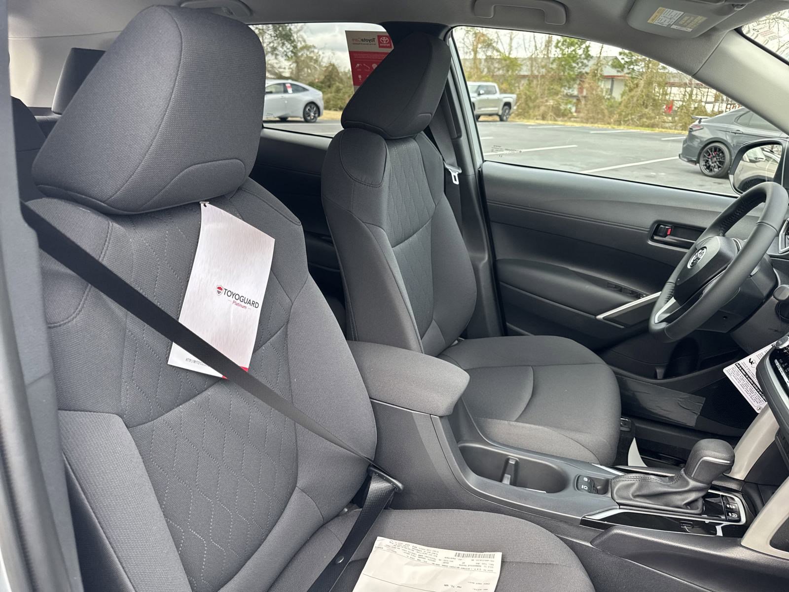 New 2025 Toyota Corolla Cross LE FWD image 32