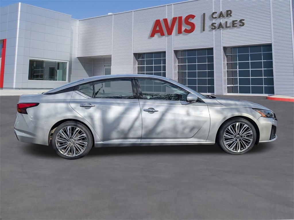 Used 2023 Nissan Altima 2.5 SL image 9