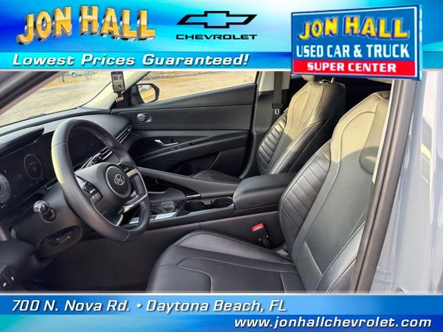 Used 2023 Hyundai Elantra Limited image 18