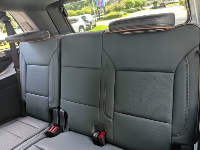 New 2026 GMC Yukon AT4 AWD/4WD image 16