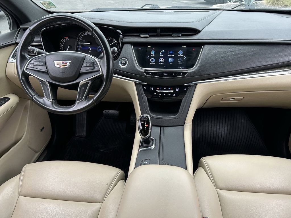 Used 2019 Cadillac XT5 AWD image 14