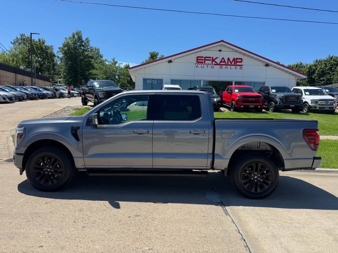 Used 2025 Ford F150 Lariat AWD/4WD image 2