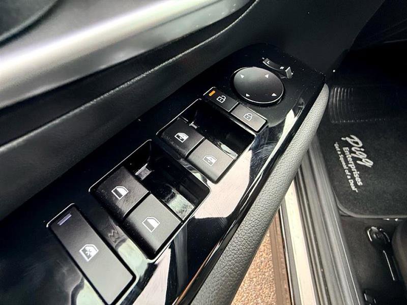 Used 2025 Hyundai Tucson Limited image 19