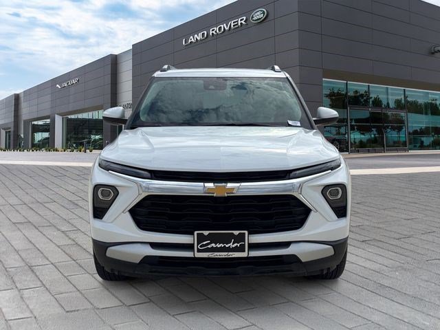 Used 2025 Chevrolet TrailBlazer LT AWD/4WD image 8