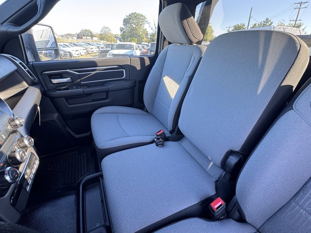 New 2024 RAM 4500 SLT w/ Quick Order Package 2YG SLT image 14