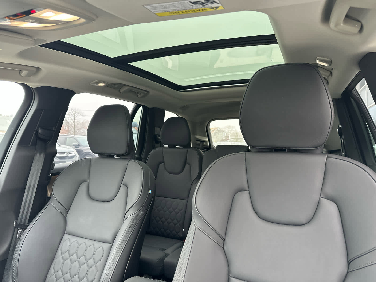 Certified 2025 Volvo XC90 B6 Plus image 14