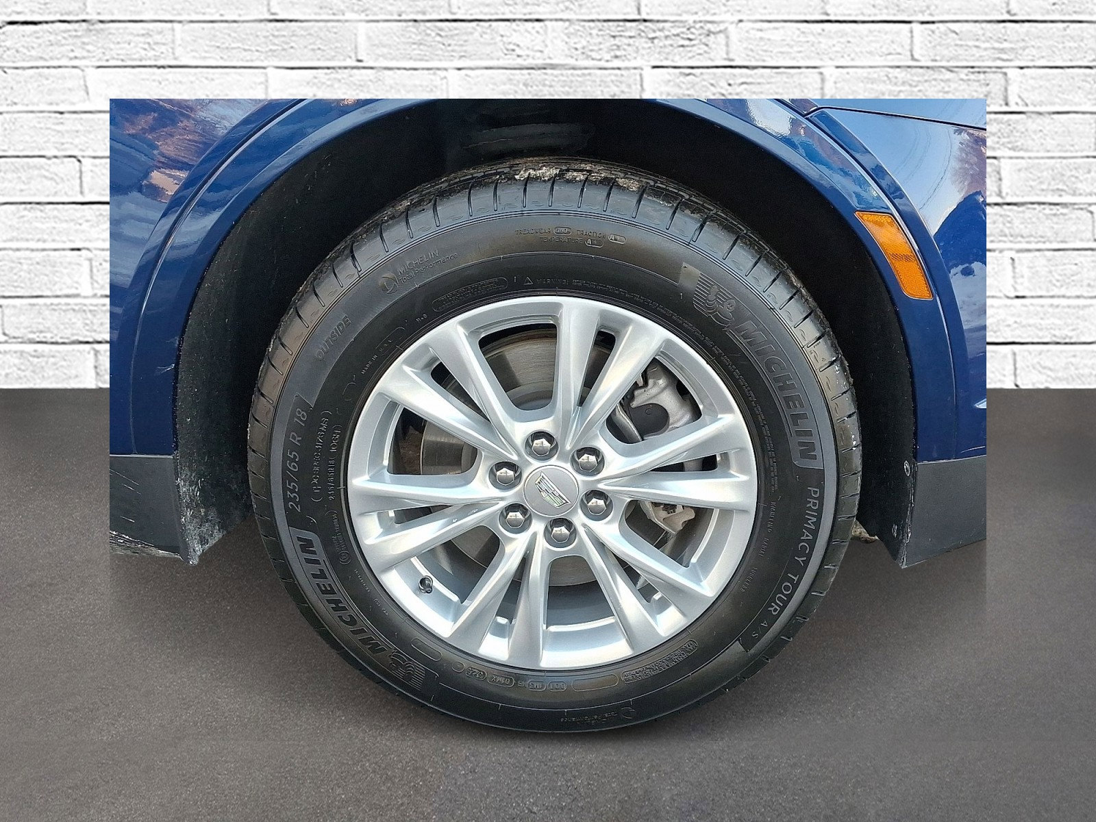 Certified 2023 Cadillac XT5 Luxury image 9