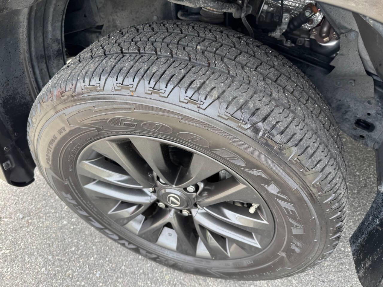 Used 2020 Lexus GX 460 Premium w/ Premium Package image 16