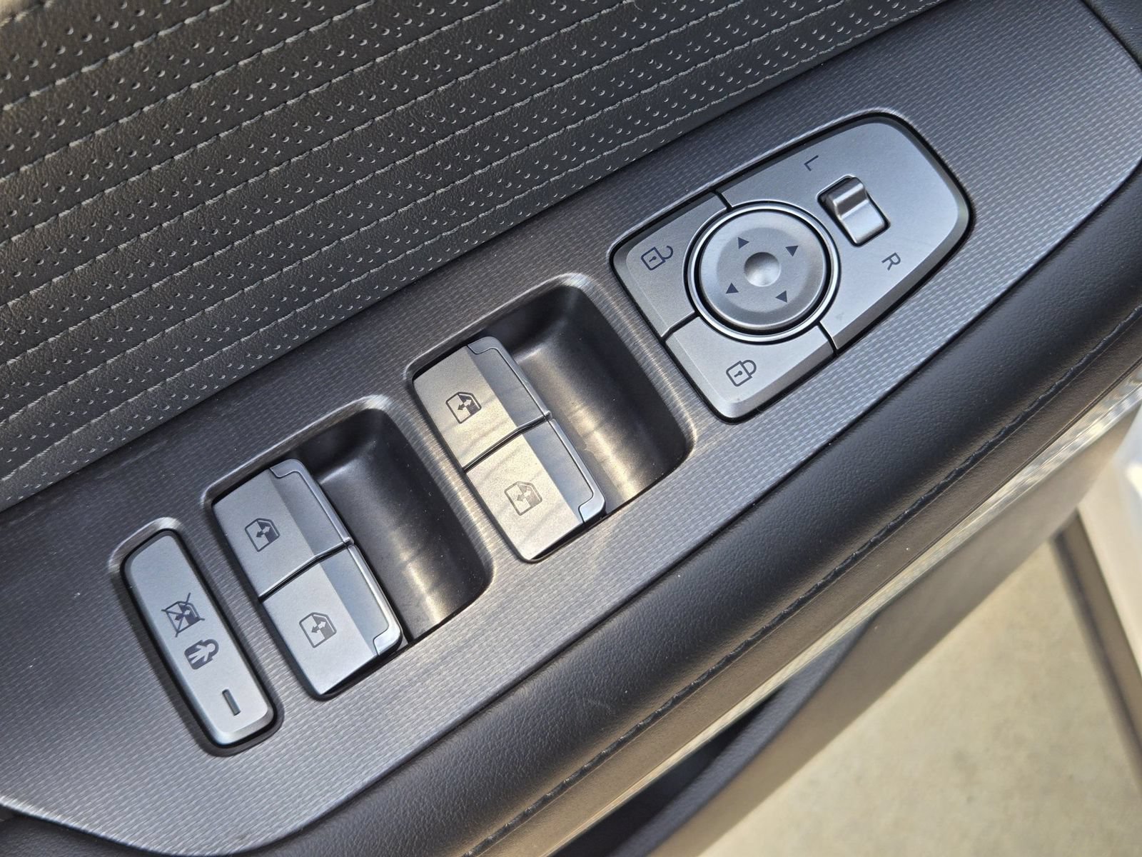 Used 2025 Hyundai Palisade Calligraphy AWD/4WD image 23