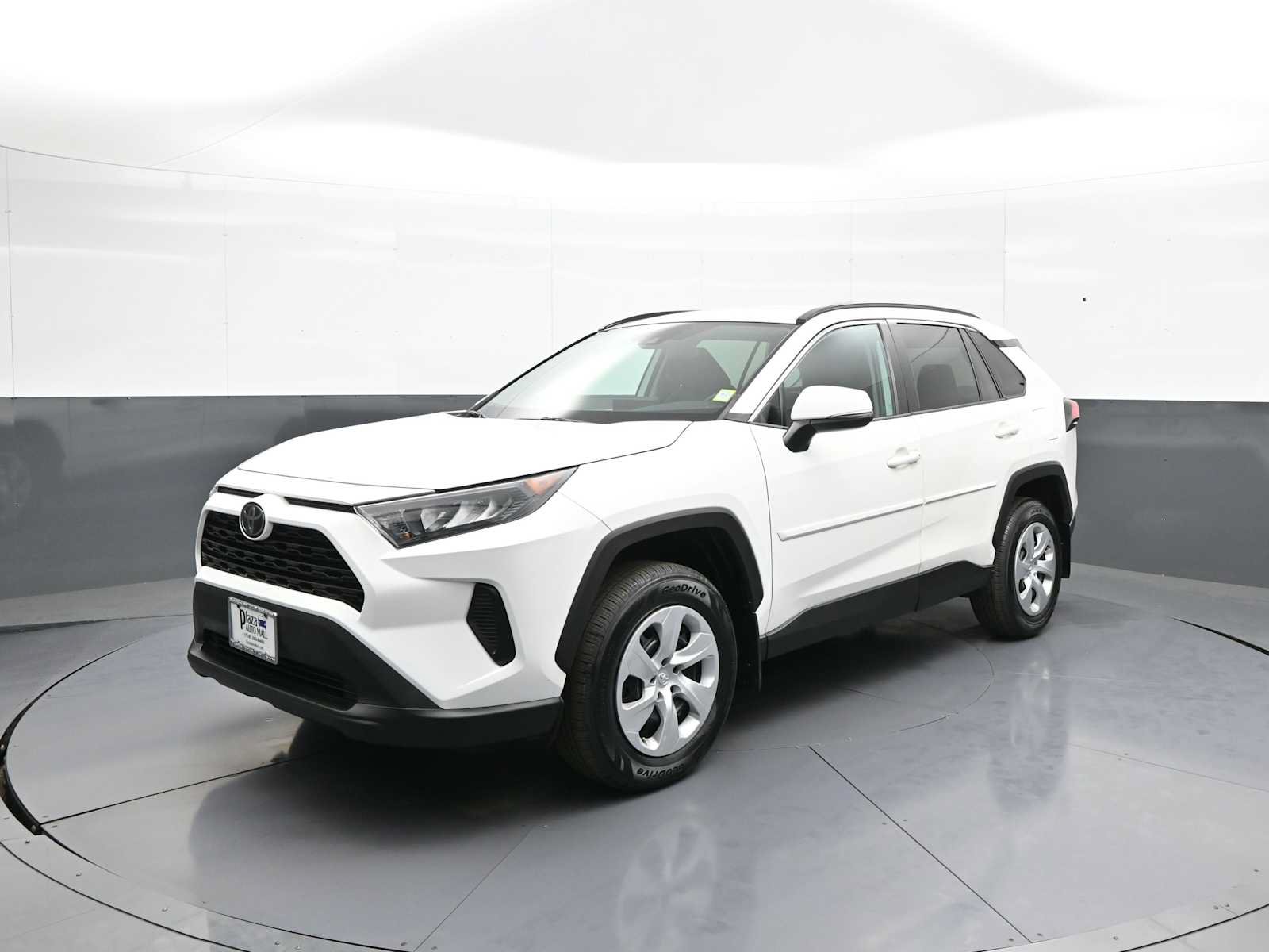 Used 2019 Toyota RAV4 LE w/ All Weather Liner Package AWD/4WD image 10