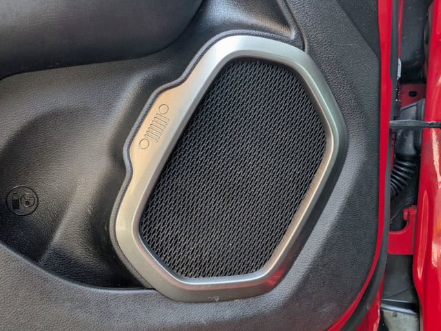 Used 2018 Jeep Renegade Limited w/ UConnect 8.4 Nav Group image 11