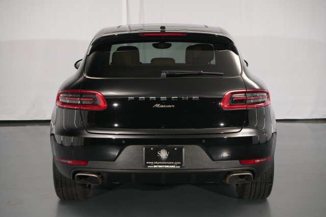 Used 2018 Porsche Macan AWD/4WD image 13