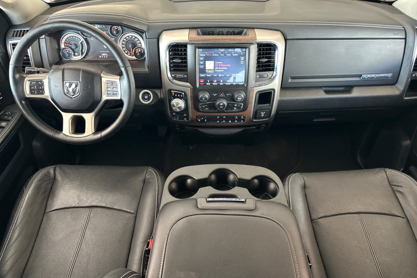 Used 2018 RAM 1500 Laramie w/ Convenience Group AWD/4WD image 14